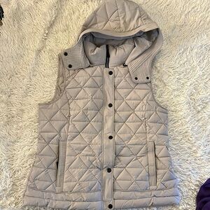 Vest with removable hood!